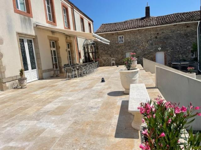 Вилла Le Logis Cholet 49300 Lieu Exceptionnel En Famille Ou Amis Mazieres-en-Mauges Экстерьер фото